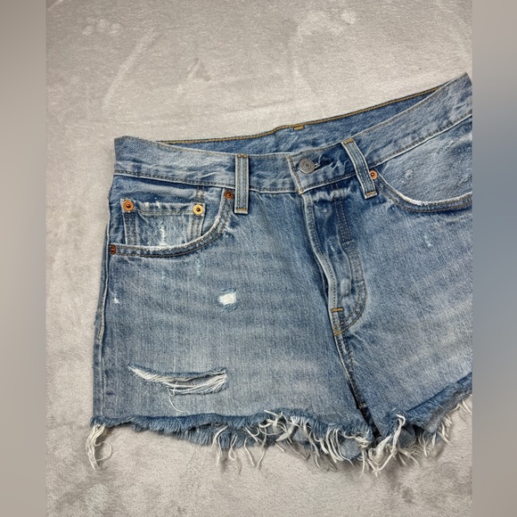 Levi’s 501 Cut Off Distressed Button Fly Waveline Denim Blue Jean Shorts 26 - Picture 3 of 16